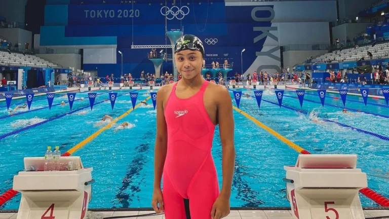 Azzahra Permatasari: Atlet Renang dengan Bayaran Tertinggi yang Menginspirasi