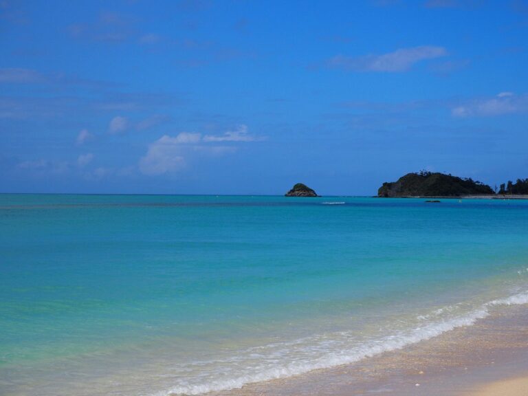 Okuma Beach: Pantai Eksotis di Okinawa yang Menawarkan Keindahan Alam dan Ketenganan