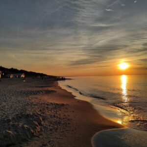 pantai-pobierowo-keindahan-alam-dan-pesona-pantai-di-polandia