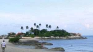 pesona-pantai-parai-tenggiri-surga-tersembunyi-di-bangka-belitung