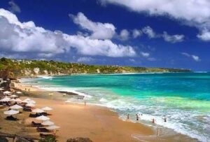 keindahan-pantai-little-beach-di-bali-yang-menawan