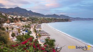 pantai-burriana-pantai-eksotis-dan-menawan-di-nerja-spanyol