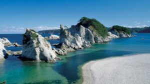 pantai-onjuku-pesona-pasir-putih-dan-keindahan-alam-jepang