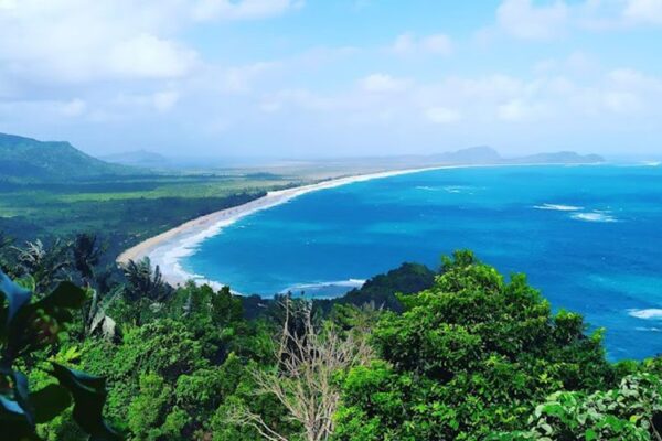 Keindahan Alam Pantai Juara di Kepulauan Riau