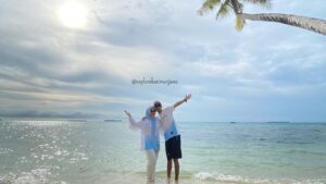 keindahan-pantai-golden-di-krimea-yang-menawan