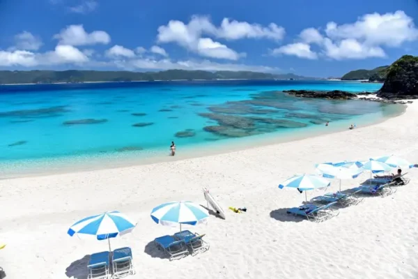 Pantai Kondoi Okinawa: Keindahan Pasir Putih dan Air Jernih