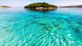 Pantai Ksamil: Surga Tersembunyi di Pantai Albania