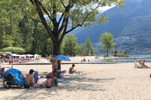 Pantai Lido di Ascona: Keindahan Alam dan Suasana Tenang