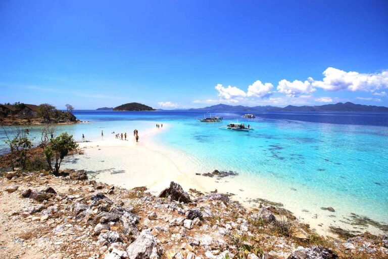 Pantai Malcapuya di Coron, Surga Pantai Eksotis di Palawan