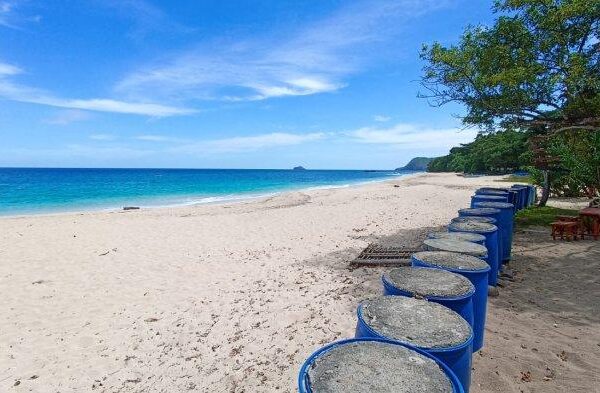 Pantai Warnemünde: Keindahan Pasir Putih dan Laut Biru
