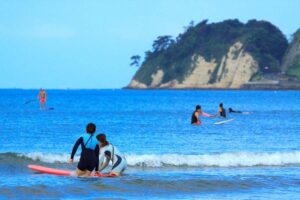 pantai-yuigahama-di-kanagawa-pesona-pantai-yang-menawan