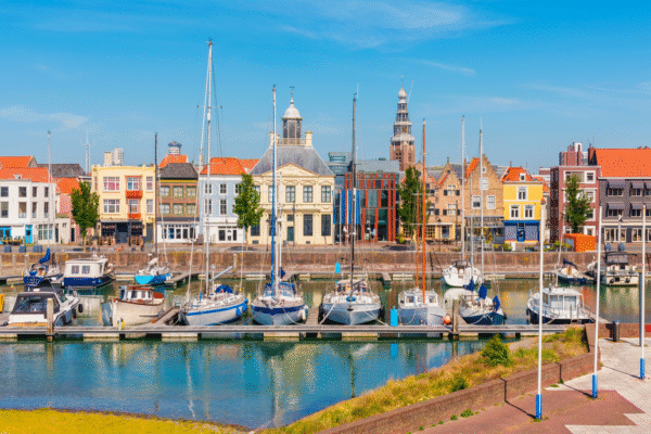 Pantai Boulevard di Vlissingen: Pesona Pantai yang Menawan