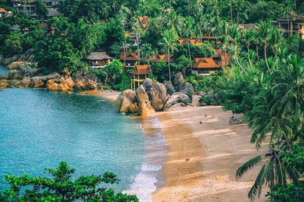 Pantai Chaweng: Keindahan Pantai Eksotis di Koh Samui