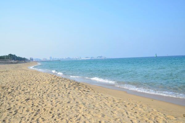 Pantai Gyeongpo: Pesona Alam dan Keindahan Pantai di Korea