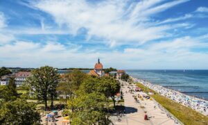 pantai-kuhlungsborn-keindahan-alam-dan-suasana-tenang-di-jerman