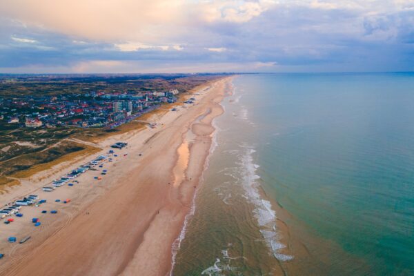 Pantai Strand Egmond aan Zee: Keindahan Pantai di Belanda