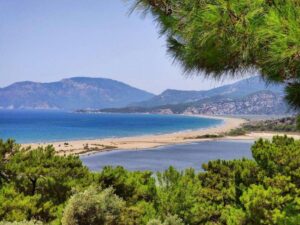 keindahan-alam-pantai-iztuzu-di-turki-yang-menawan