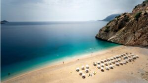 keindahan-pantai-oludeniz-surga-tersembunyi-di-turki