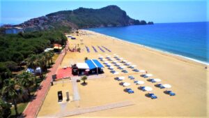 pantai-kleopatra-pesona-alam-dan-keindahan-pantai-di-alanya