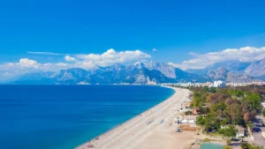 pantai-konyaalti-keindahan-alam-dan-pesona-antalya