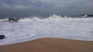 pantai-oniru-private-beach-surga-tersembunyi-di-lagos