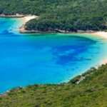 Pantai Praia dos Galapinhos di Setúbal: Surga Tersembunyi Portugal