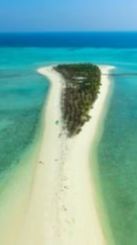 keindahan-alam-pantai-ubara-di-pulau-bawean-jawa-timur