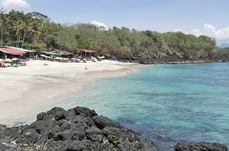keindahan-pantai-bellevue-beach-surga-tersembunyi-di-bali
