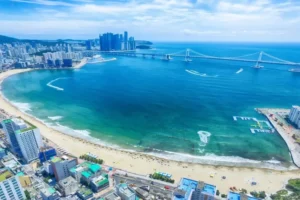 keindahan-pantai-gwangalli-pantai-pasir-hitam-dan-pemandangan-menakjubkan