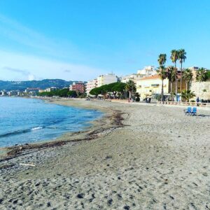 keindahan-pantai-white-beach-bartolomeo-di-pulau-bartolomeo