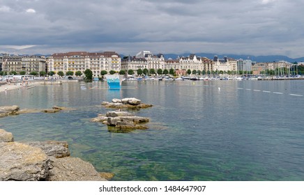 pantai-bains-des-paquis-keindahan-dan-pesona-pantai-di-jenewa