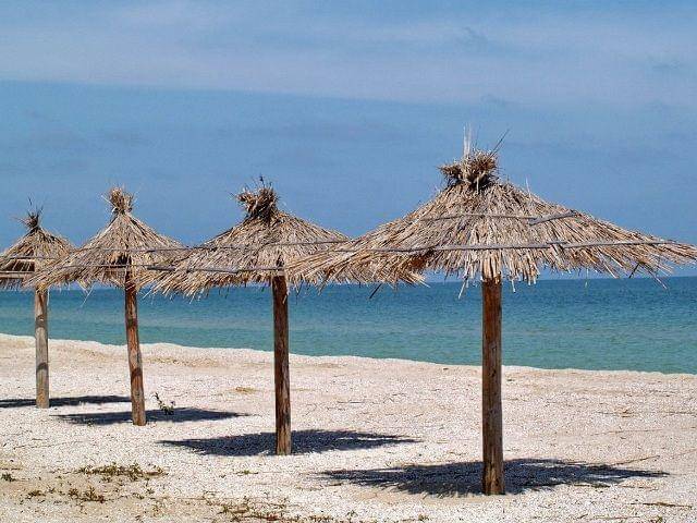 pantai-kyrylivka-pantai-indah-di-ukraina-dengan-pesona-alami