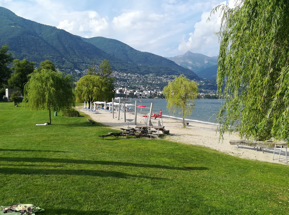 pantai-lido-locarno-keindahan-alam-dan-pesona-pantai-swiss