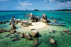 pantai-long-beach-pesona-alam-yang-menawan-di-pulau-belitung