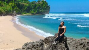 pantai-odesa-keindahan-alam-dan-pesona-pasir-putihnya