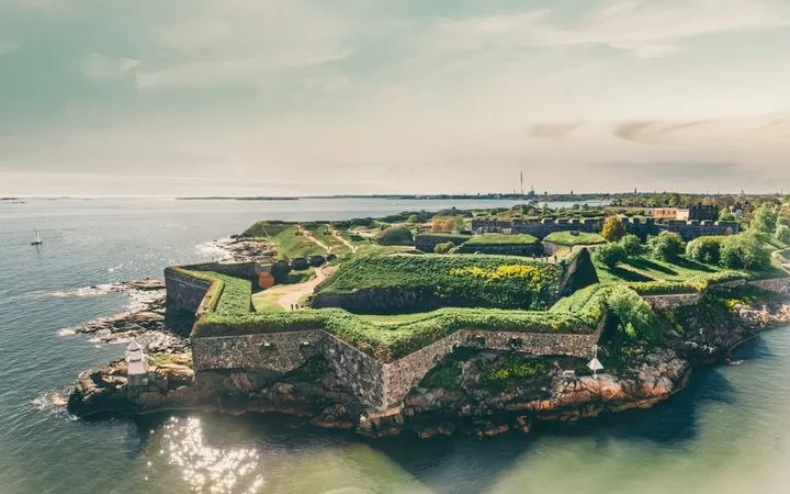 pantai-suomenlinna-surga-tersembunyi-di-pulau-bersejarah